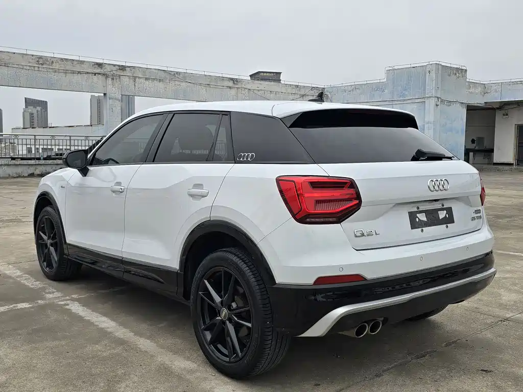 Audi Q2 L 35 TFSI Fashion Dynamic CN-VI