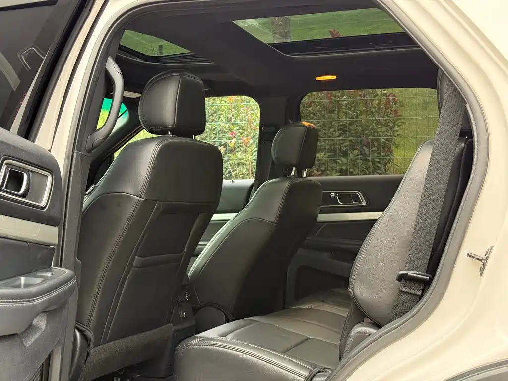Explorer (Import) 2.3 T Style
