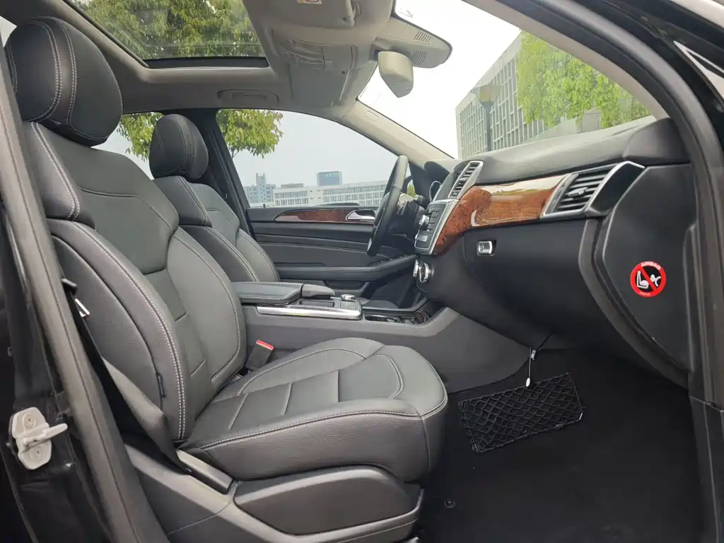 Mercedes-Benz M-Class ML 400 4 MATIC Dynamic