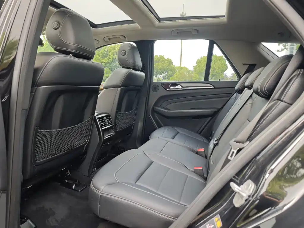 Mercedes-Benz M-Class ML 400 4 MATIC Dynamic