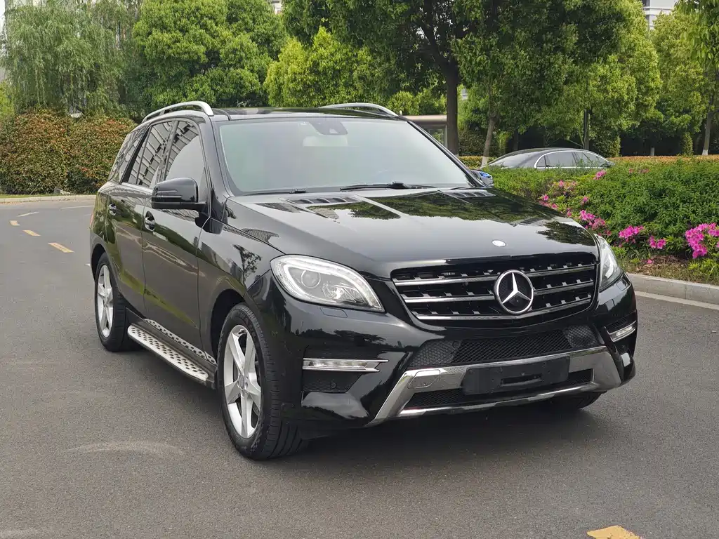 Mercedes-Benz M-Class ML 400 4 MATIC Dynamic