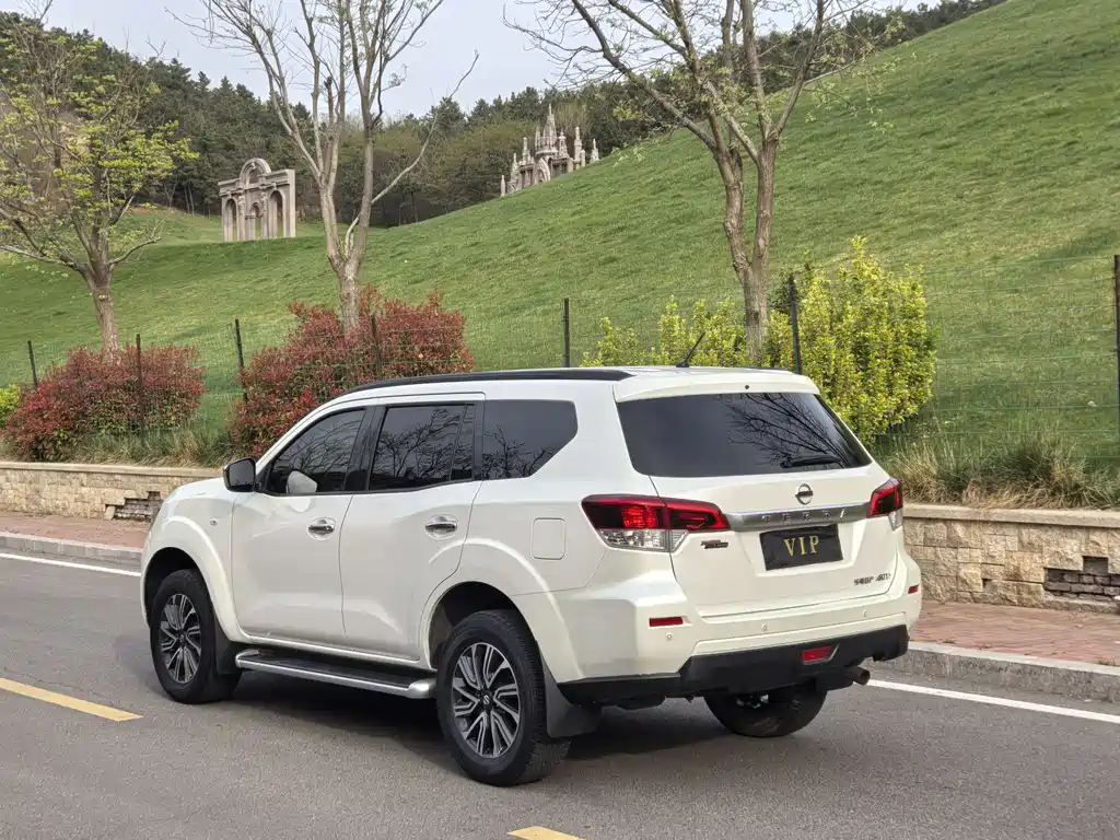 Terra 2.5 L XL Upper 4 WD Auto 4 WD Luxury