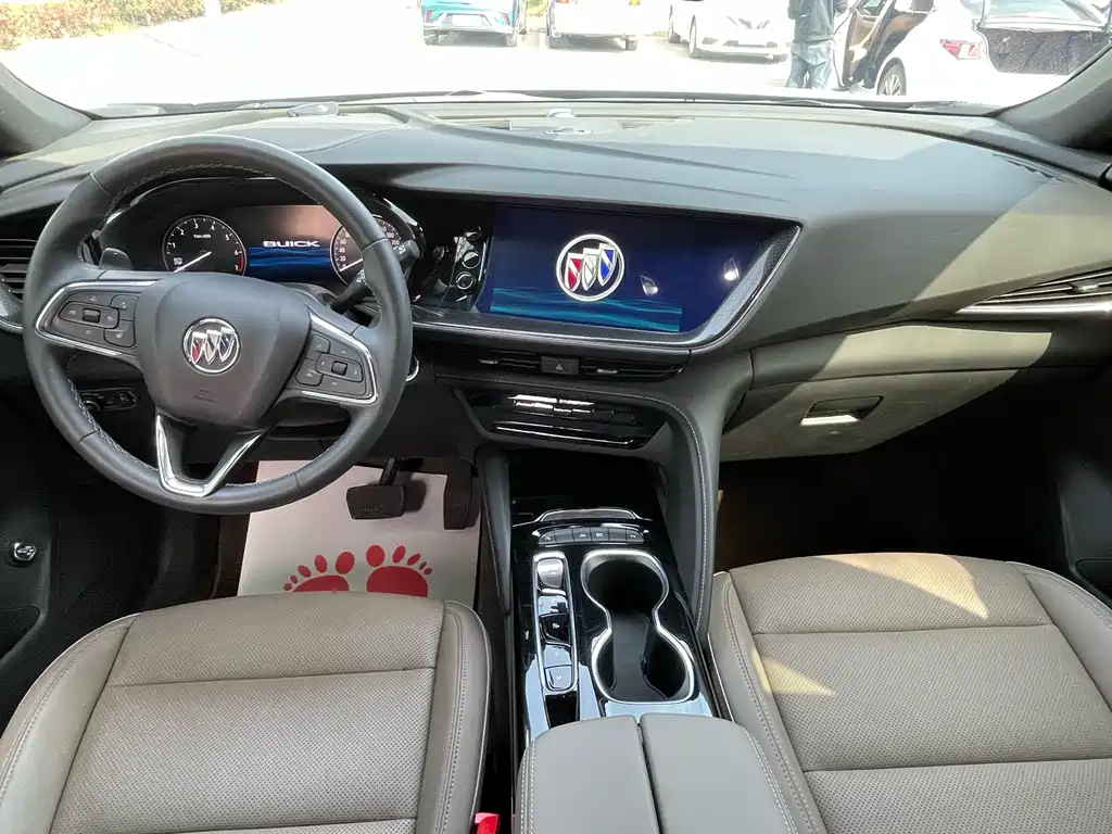 Envision Plus Envision Plus 652 T 5-seat Luxury