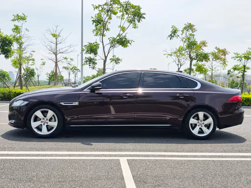 Jaguar XFL XFL 2.0 T 200 PS Elite