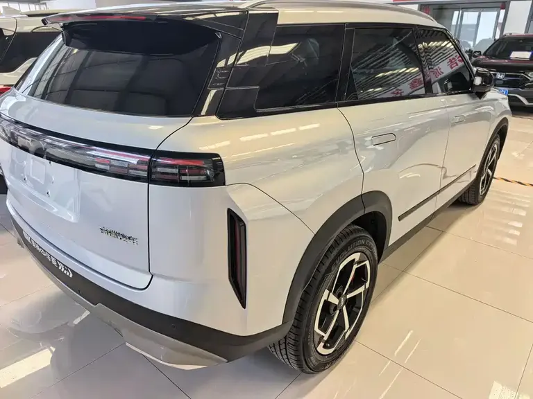 Chery Explore 06 探索06 2024款 悦野版 1.6 T 四驱领潮