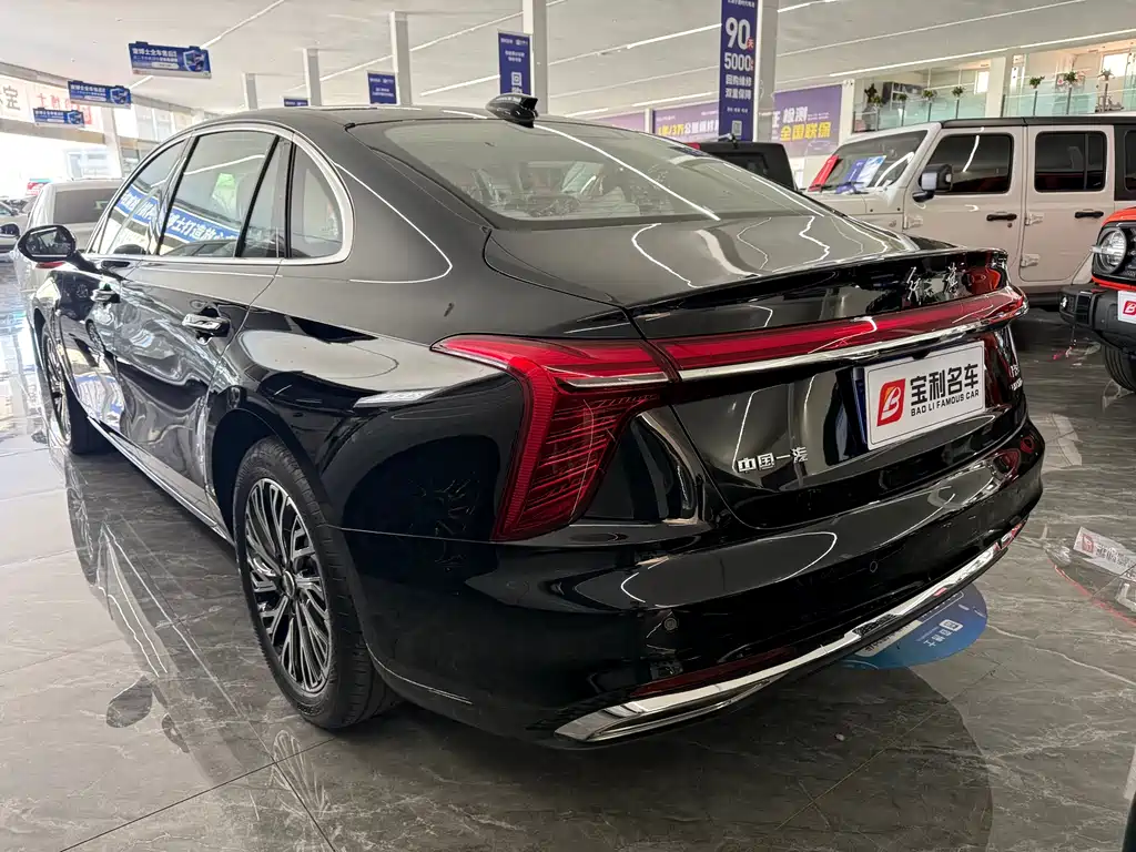 Hongqi H5 2.0 T Auto Flagship Smooth