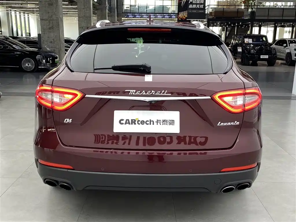 Levante 3.0 T Standard