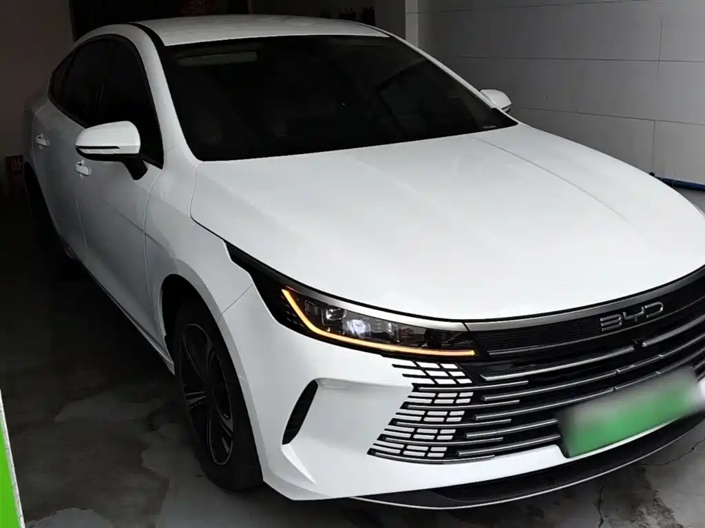Destroyer 05 Glory DM-i 120 KM Luxury