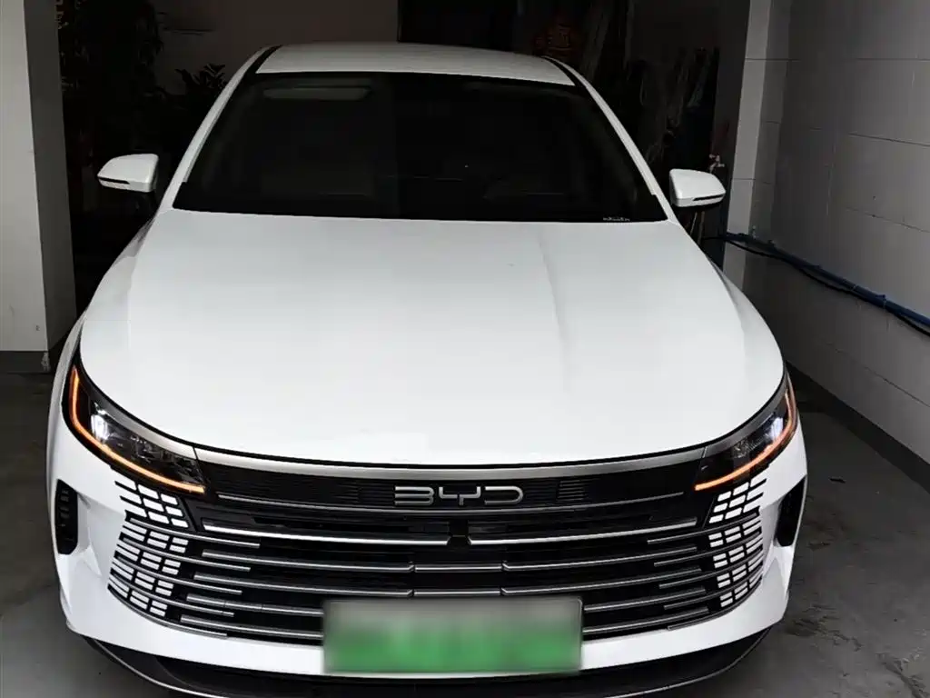 Destroyer 05 Glory DM-i 120 KM Luxury