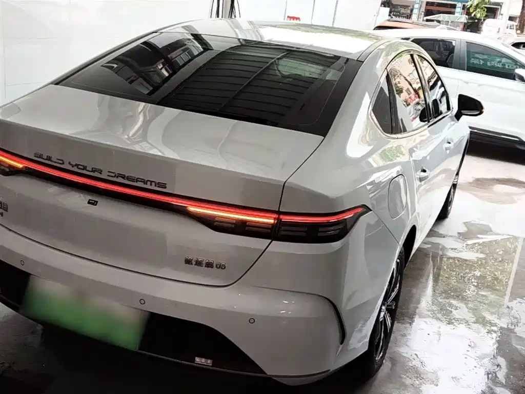 Destroyer 05 Glory DM-i 120 KM Luxury