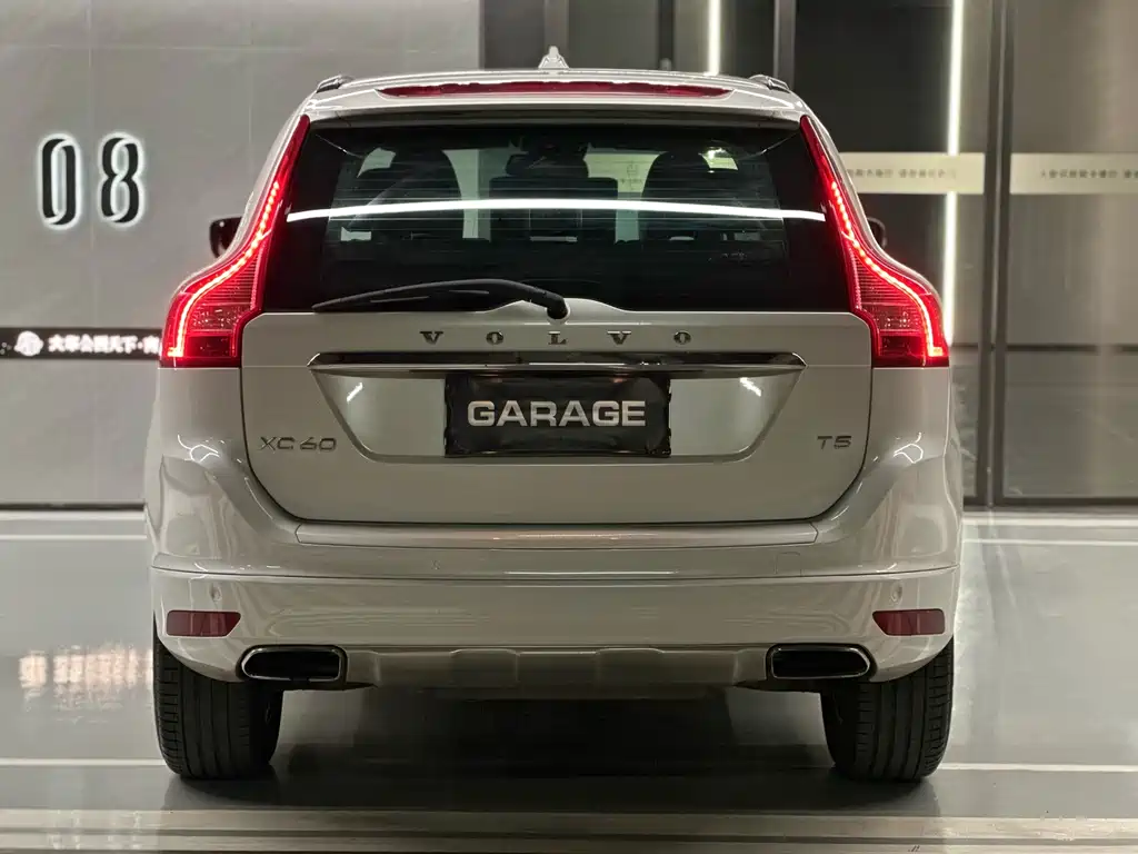 Volvo XC60 (Import) 沃尔沃XC60进口 2014款 改款 T5 智逸版