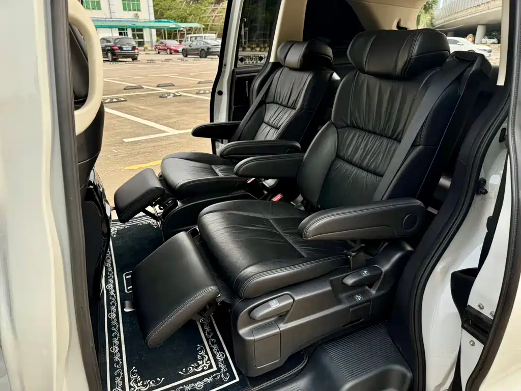 Odyssey 2.0 L Sharp· Smart Enjoyment