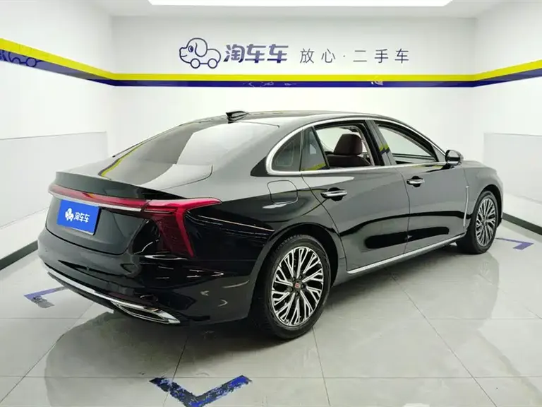 Hongqi H5 2.0 T Auto Connected Flagship