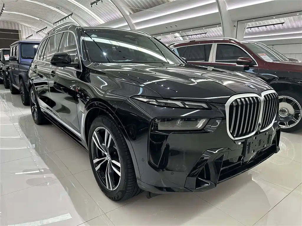 BMW X7 xDrive40 i Premium M Sport Package