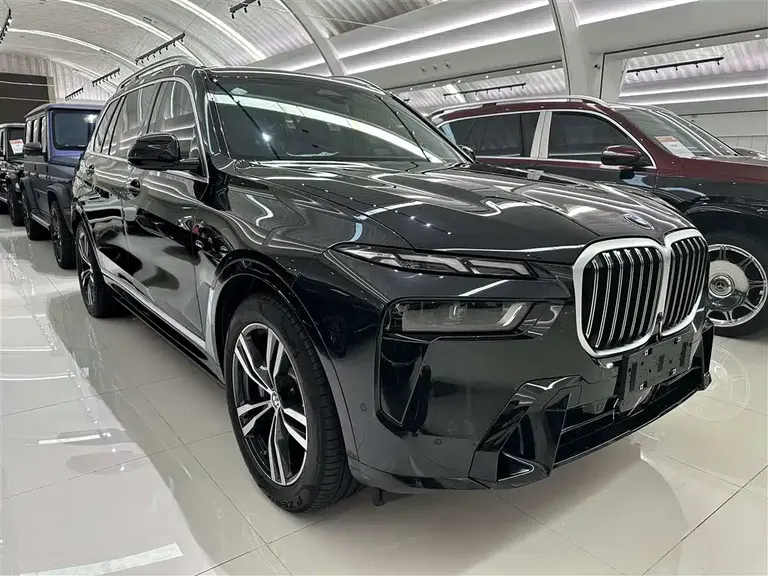 BMW X7 xDrive40 i Premium M Sport Package