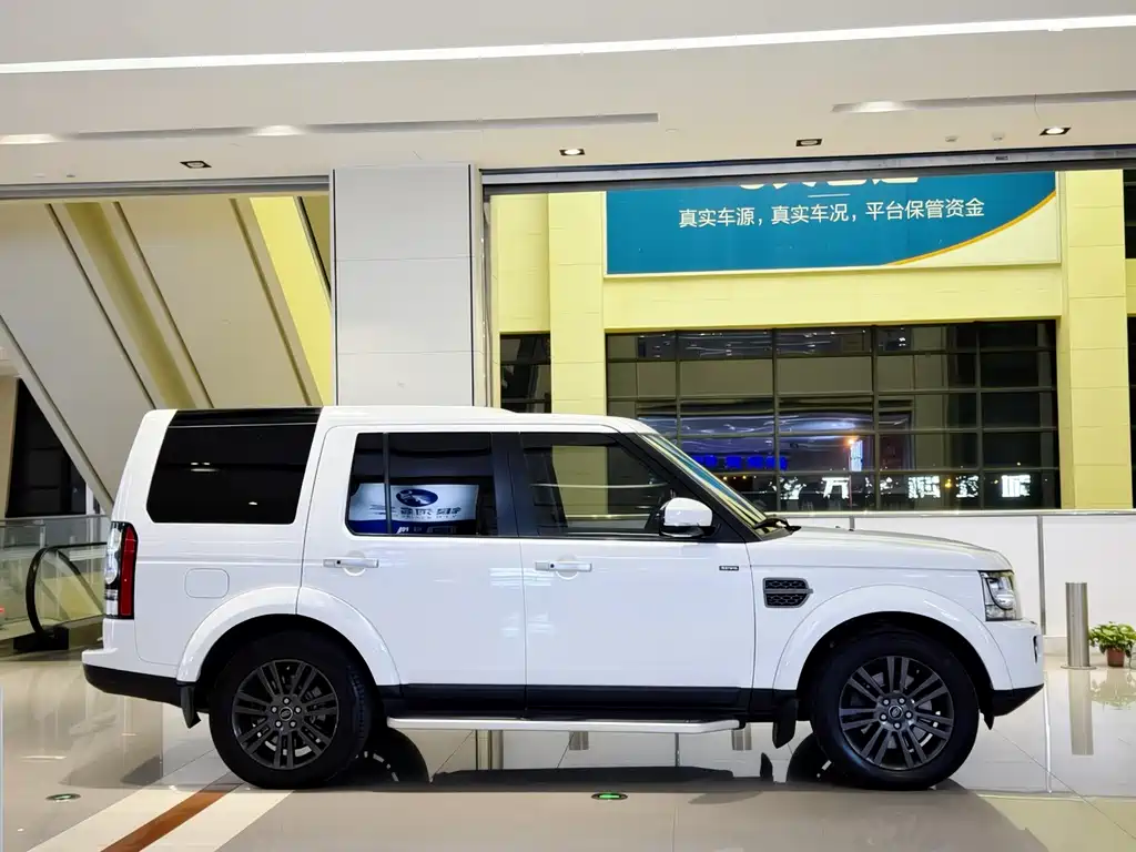 Discovery 3.0 SC Black Shine Collector HSE