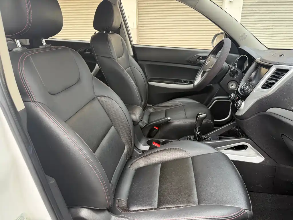 Changan CS35 1.6 L Manual Luxury CN-IV