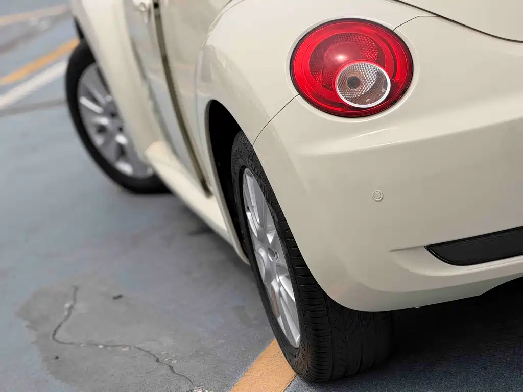 Beetle 1.6 AT