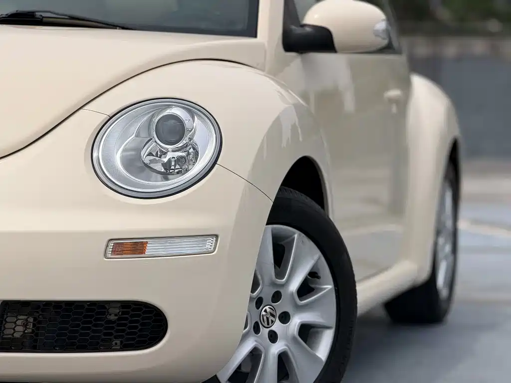 Beetle 1.6 AT