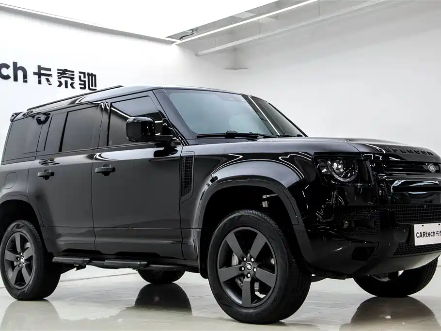 Land Rover Defender 110 3.0 T P400 X-Dynamic HSE