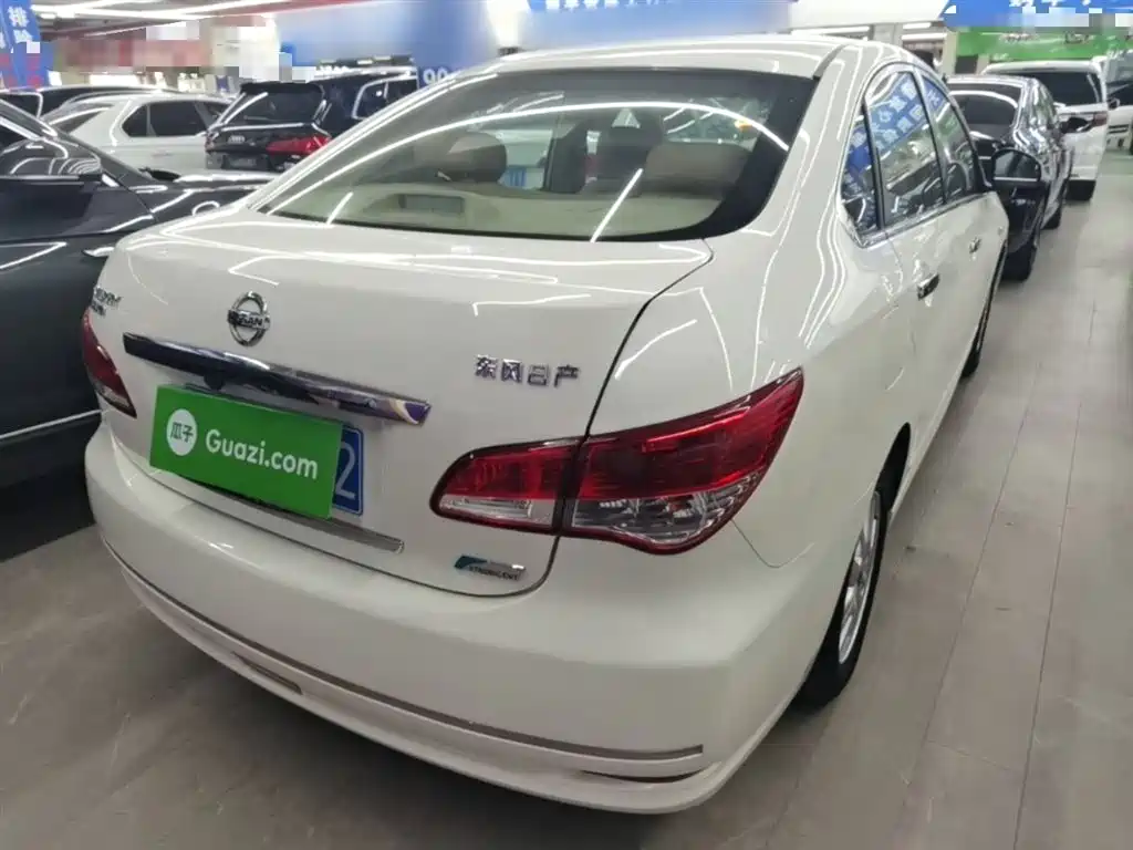 Sylphy Classic 1.6 XE CVT Comfort