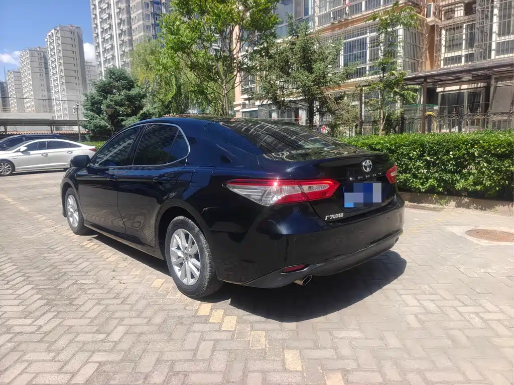 Camry 2.0 E Elite CN-V