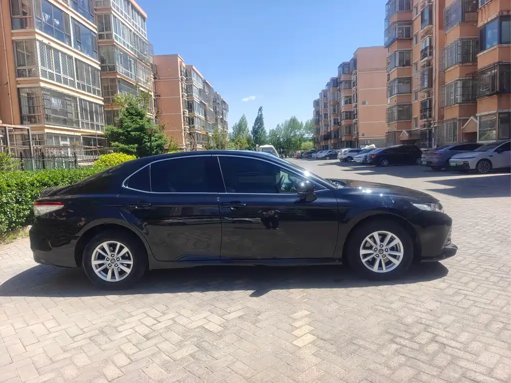 Camry 2.0 E Elite CN-V