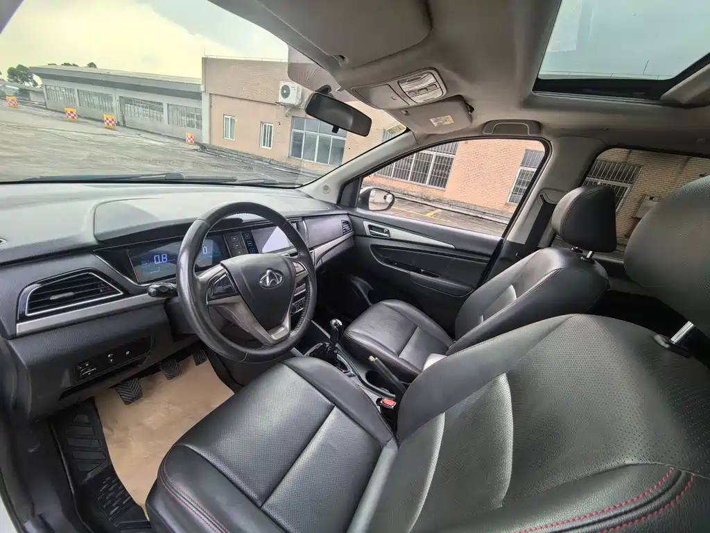 Changan Oshan A600 1.5 L Manual Luxury 7-seat