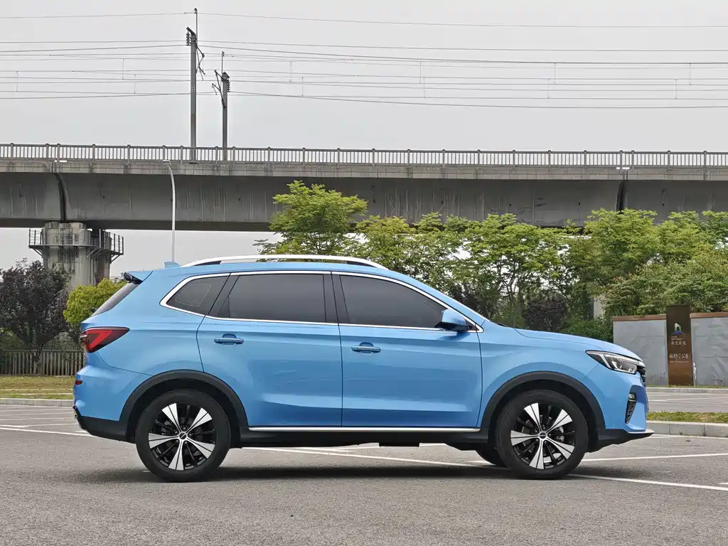 Roewe RX5 PLUS 300 TGI Auto Ali China Style Flagship