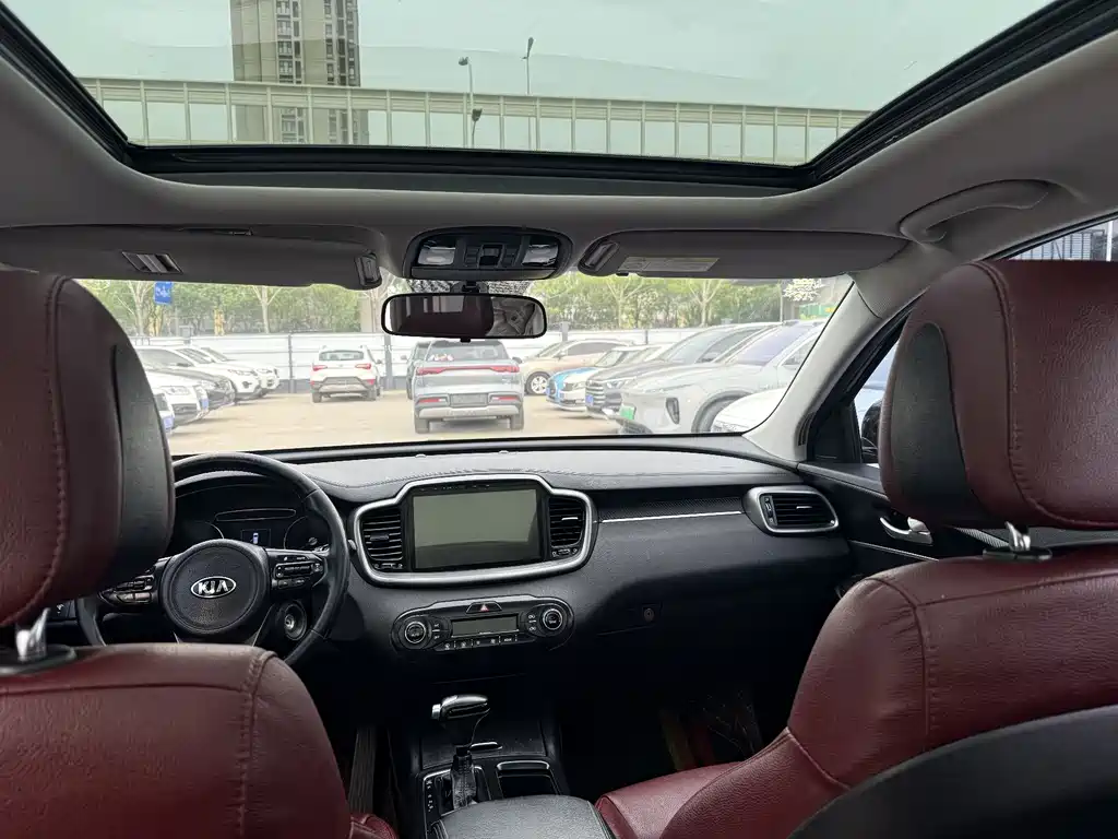 Sorento 索兰托 2015款 索兰托L 2.4 L 汽油4 WD运动版 5座 国IV
