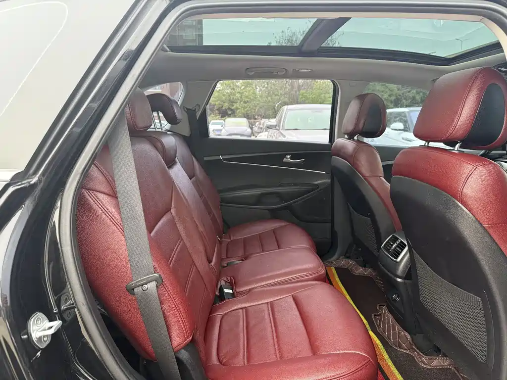 Sorento 索兰托 2015款 索兰托L 2.4 L 汽油4 WD运动版 5座 国IV