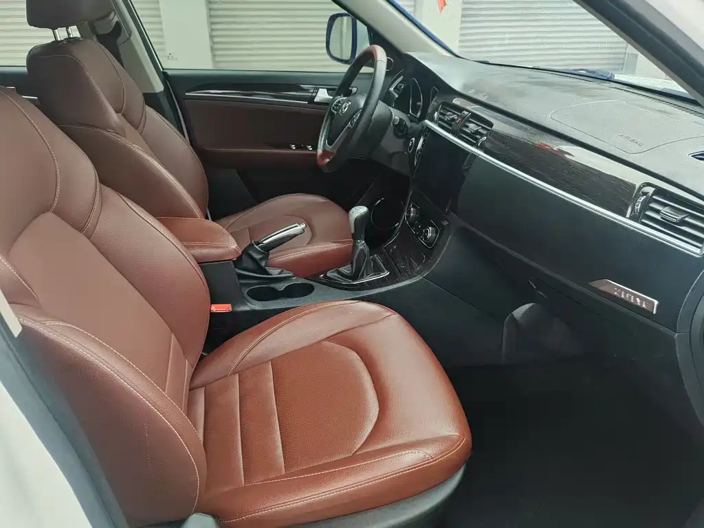 Zotye T600 Home Use 2.0 T Manual Luxury