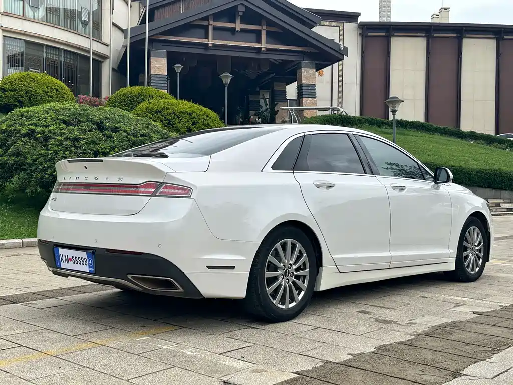 Lincoln MKZ 2.0 T Premium CN-VI