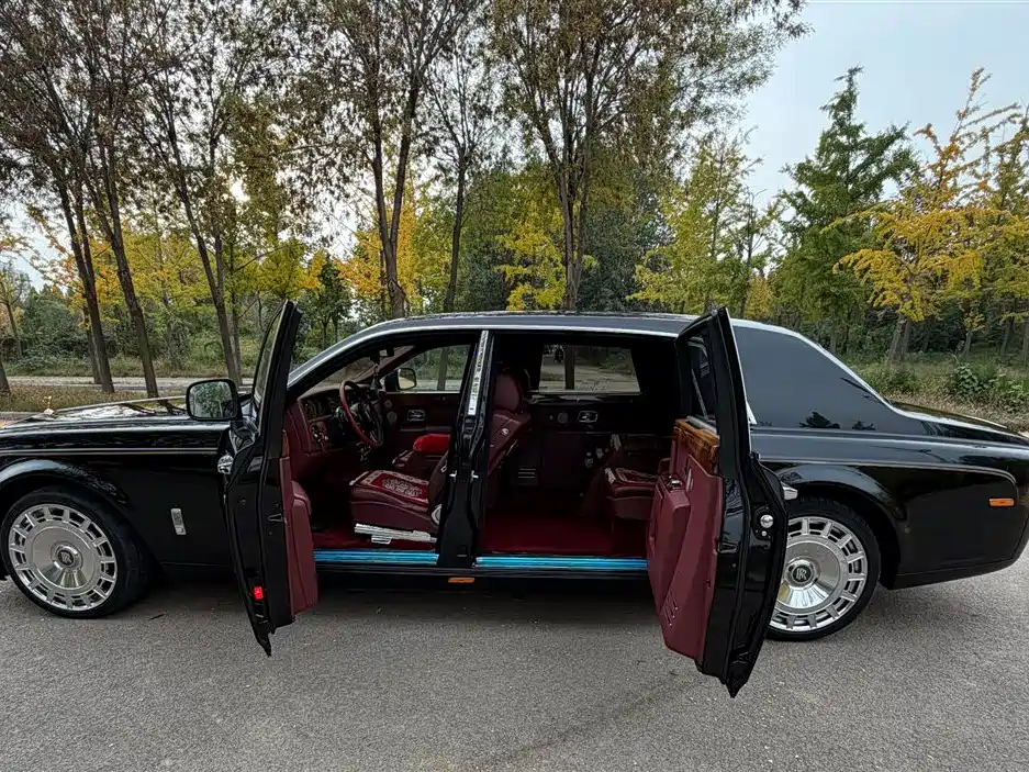 Phantom 6.7 L Presidential