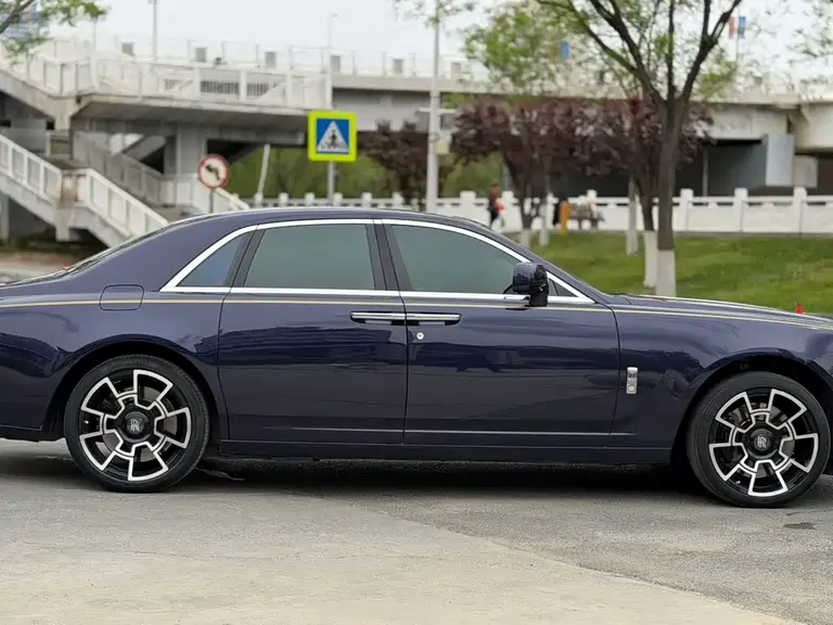 Rolls-Royce Ghost 6.6 T Standard