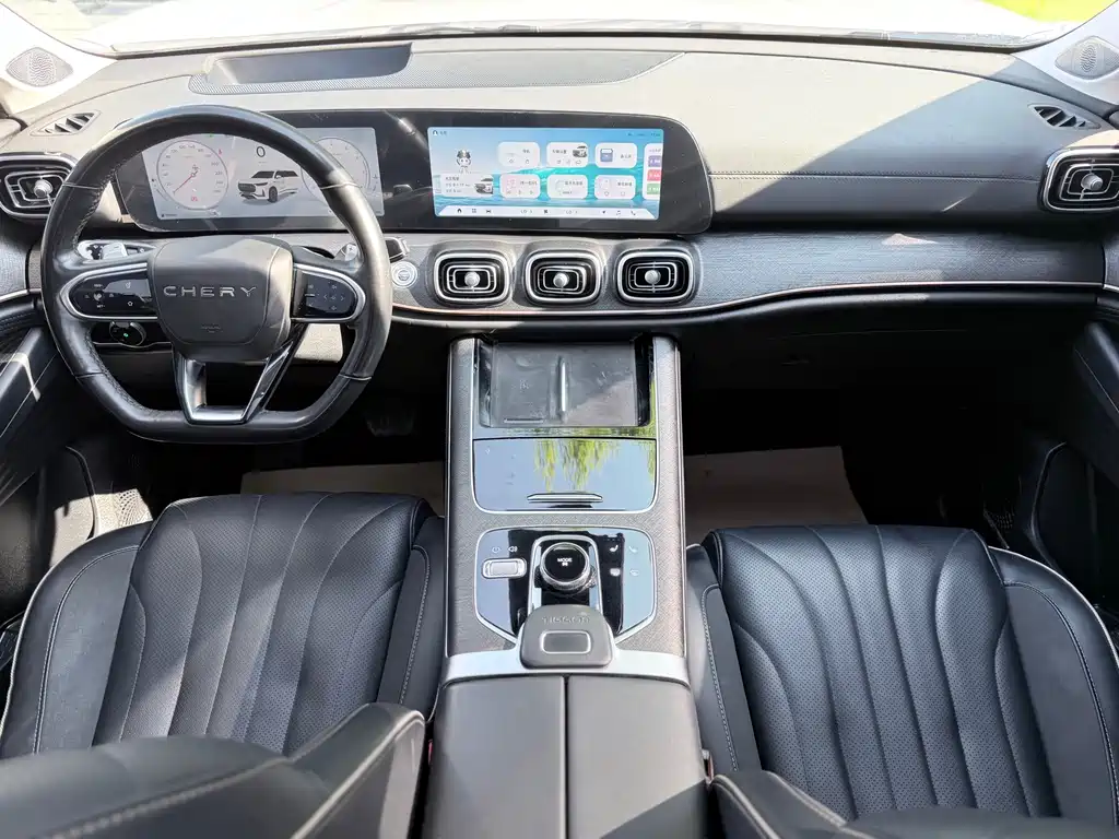 Tiggo 9 瑞虎9 2023款 2.0 T 自动两驱尊贵版 5座