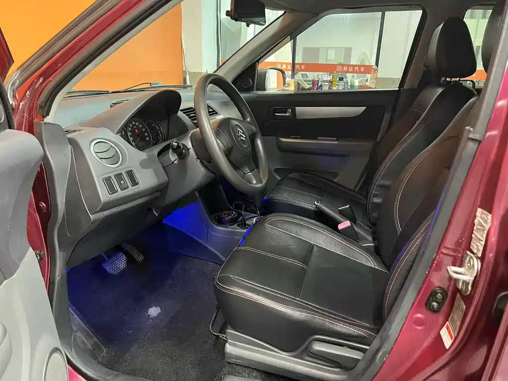 Swift 1.5 L Auto Fashion