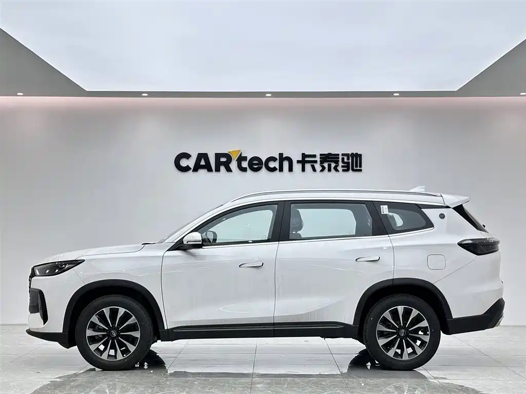 Tiggo 8 PLUS 290 TGDI DCT