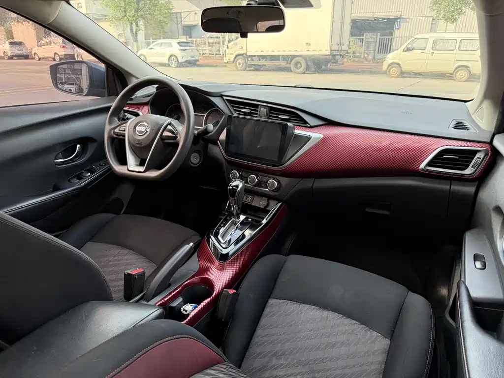 Lannia 1.6 L CVT Cool