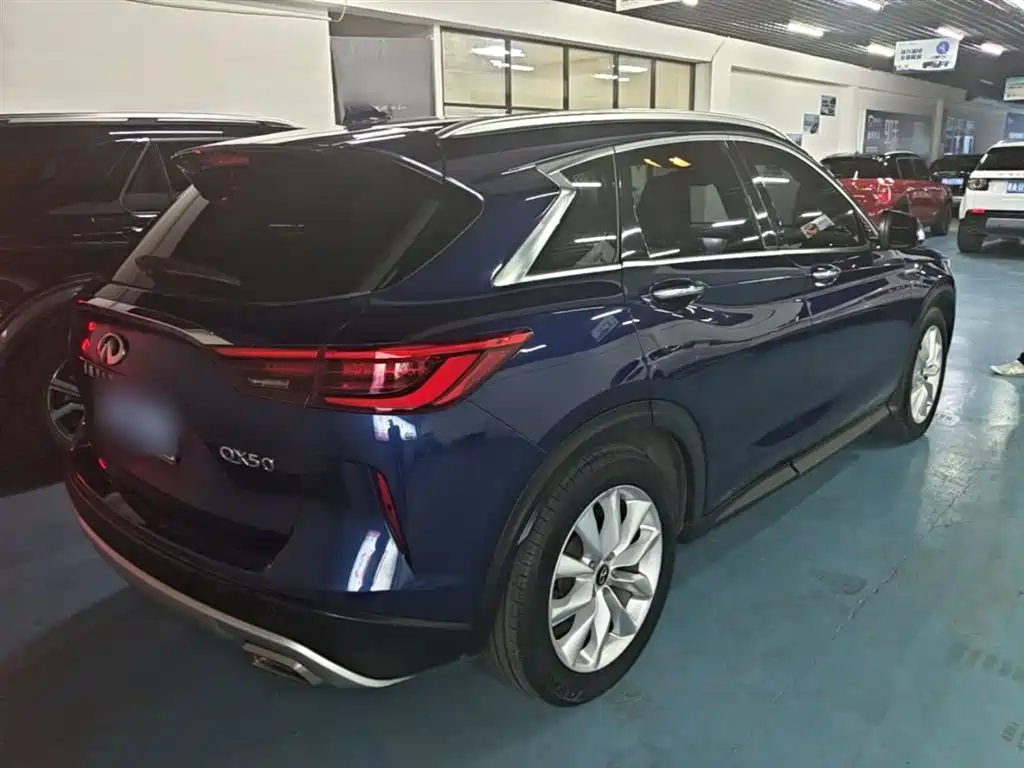 Infiniti QX50 2.0 T 4 WD Elite