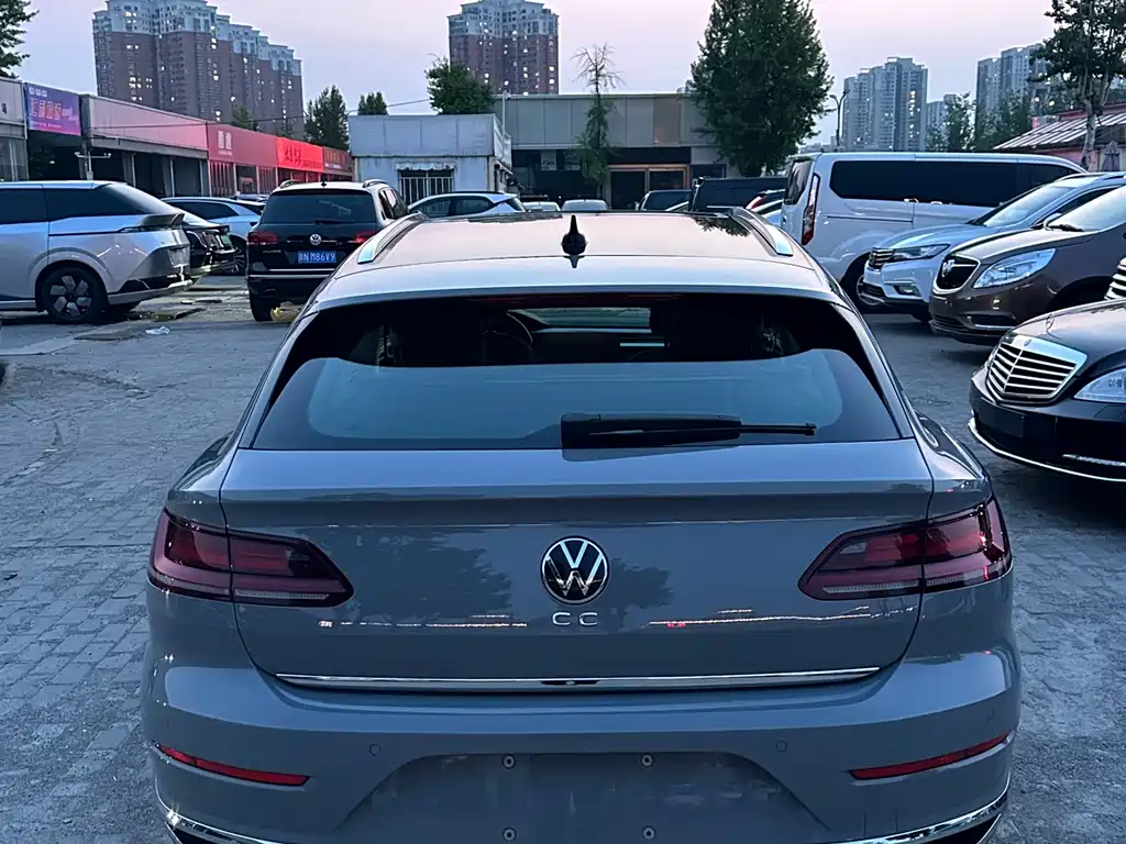VW CC Shooting Brake 380 TSI Heart Hunter