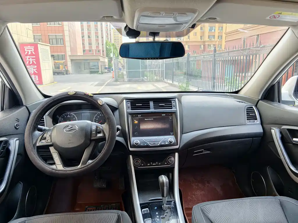 Landwind X5 陆风X5 2016款 Plus 1.5 T CVT创享版