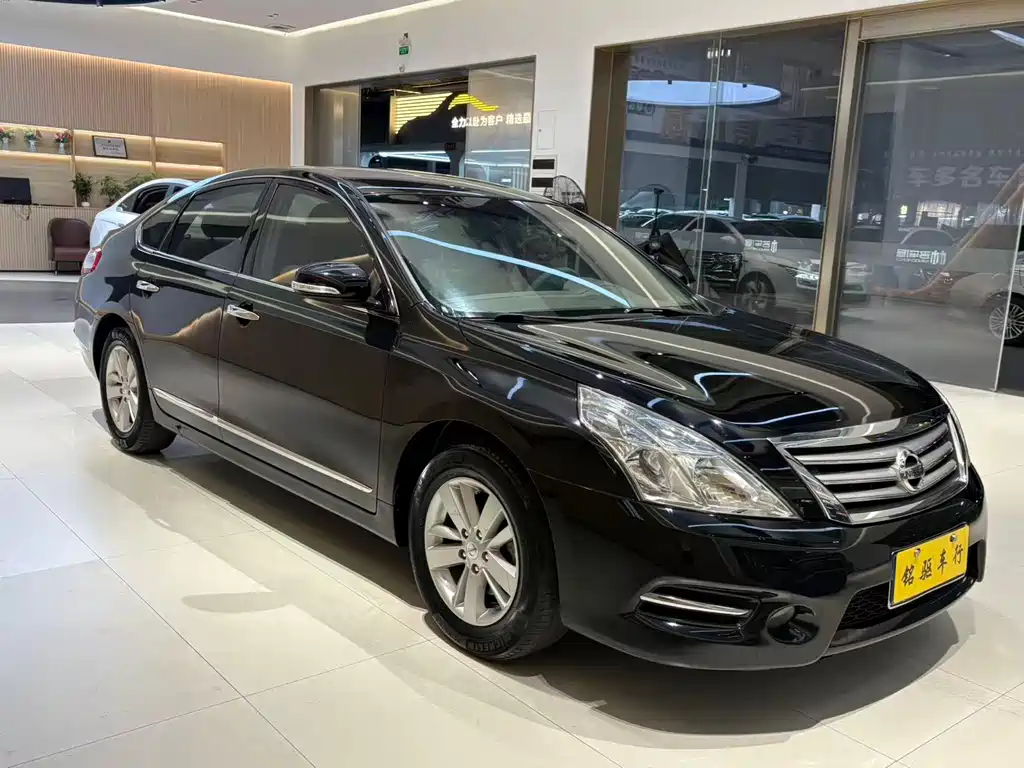 Teana 2.0 L XL Comfort