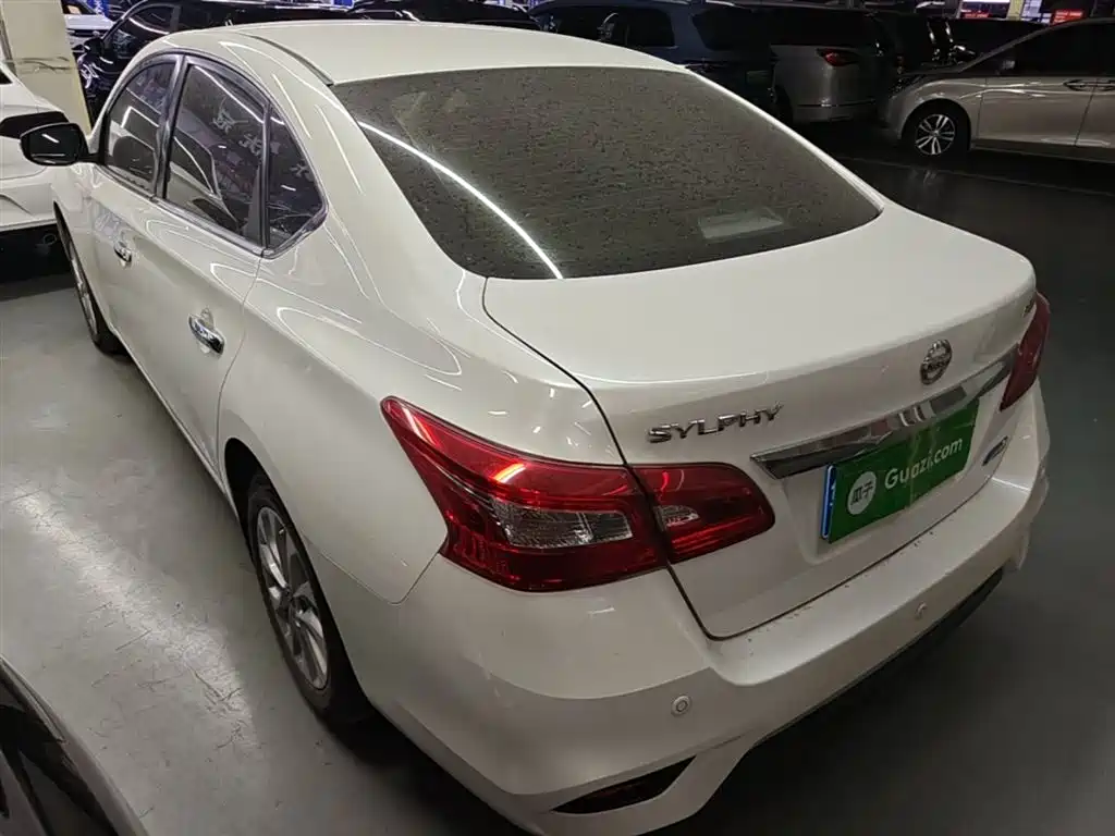 Sylphy 1.6 XL CVT Luxury