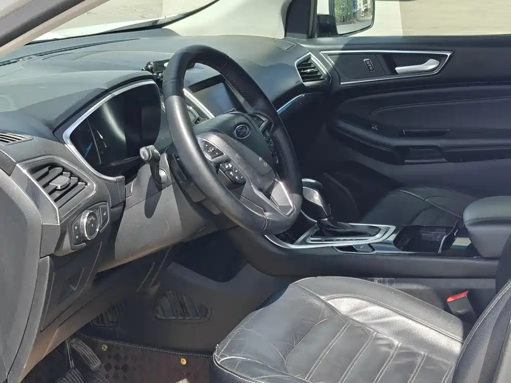 Edge 2.0 T GTDi 2 WD Grand Sharp