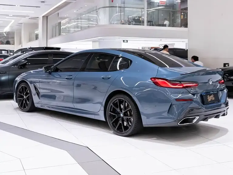 BMW 8 Series 840 i xDrive 4-door Coupe M Sport Package