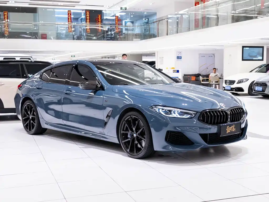 BMW 8 Series 840 i xDrive 4-door Coupe M Sport Package