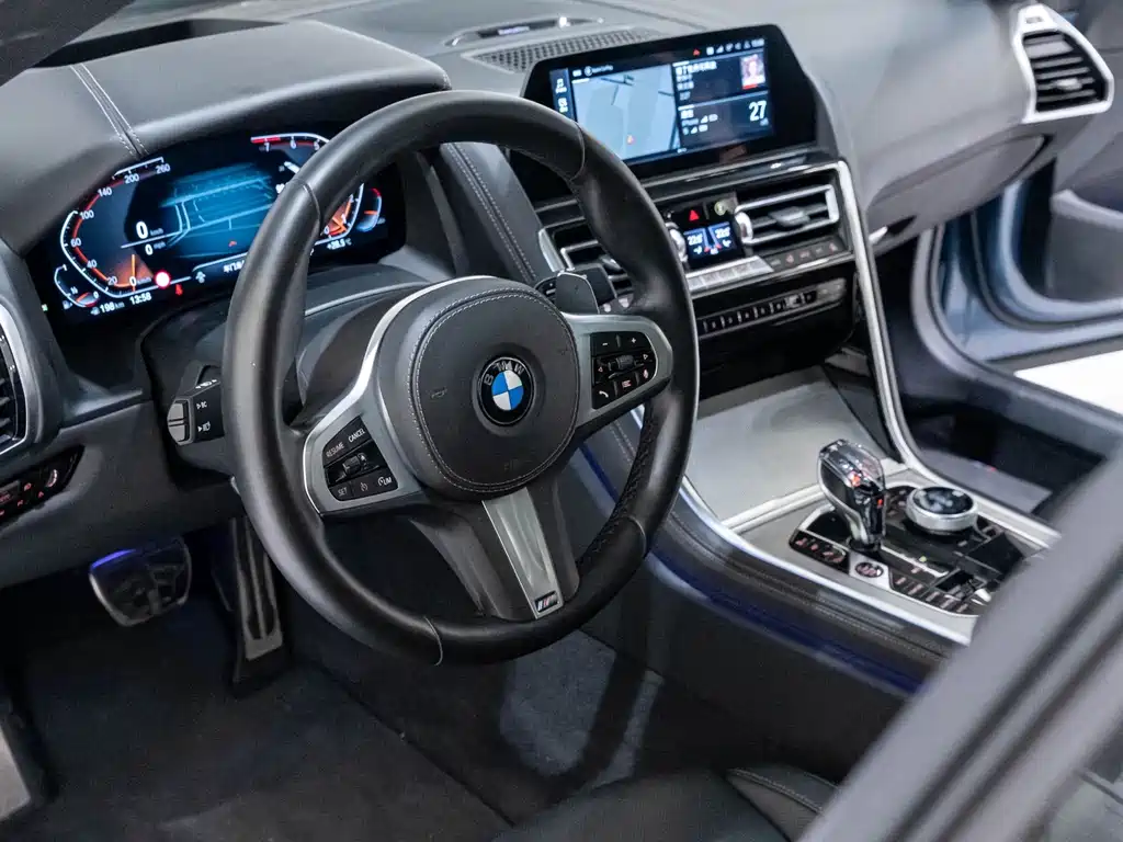 BMW 8 Series 840 i xDrive 4-door Coupe M Sport Package