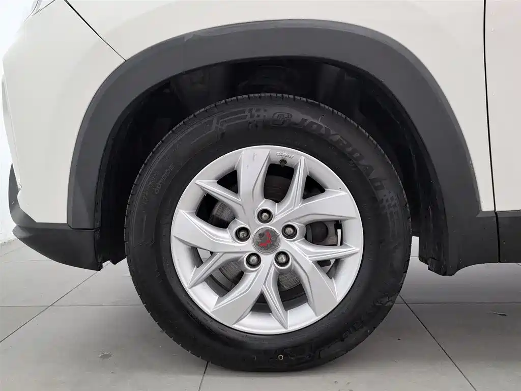 Wuling Hongguang S3 1.5 L Manual Luxury CN-V