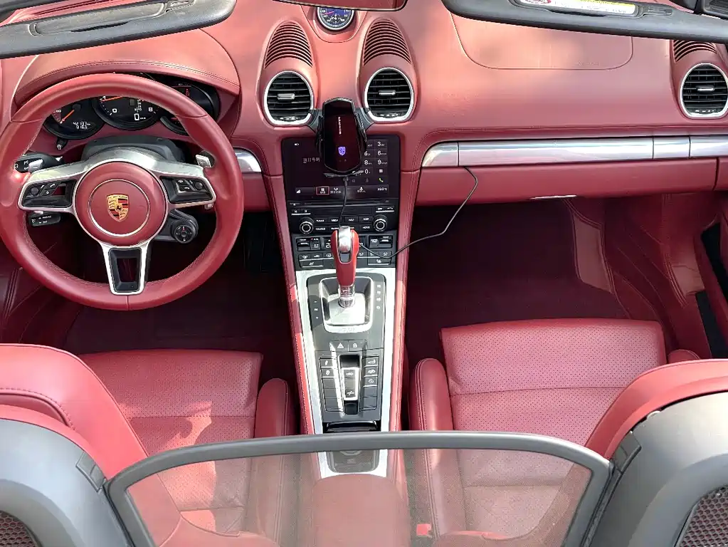 Porsche 718 Boxster 2.0 T